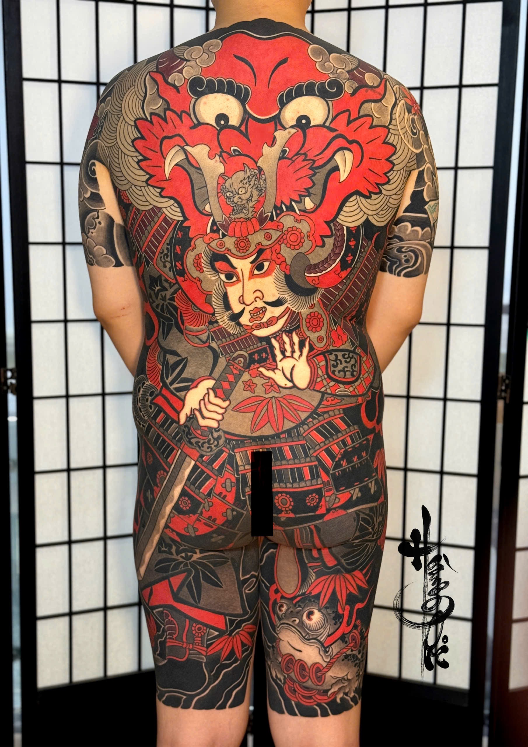 Hoàng Phi Gallery Image